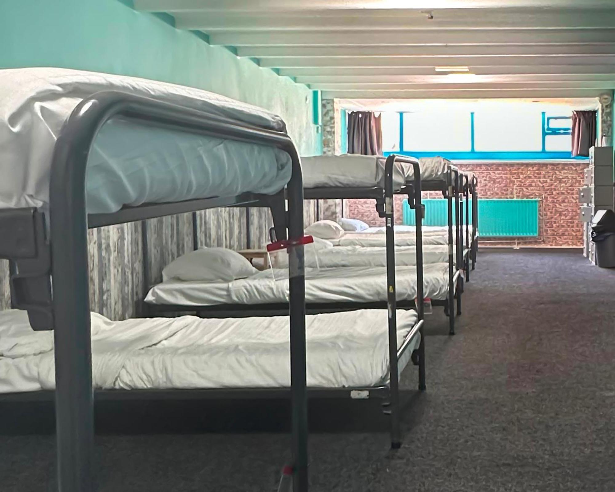 The Flying Pig Beach Hostel Noordwijk Eksteriør billede