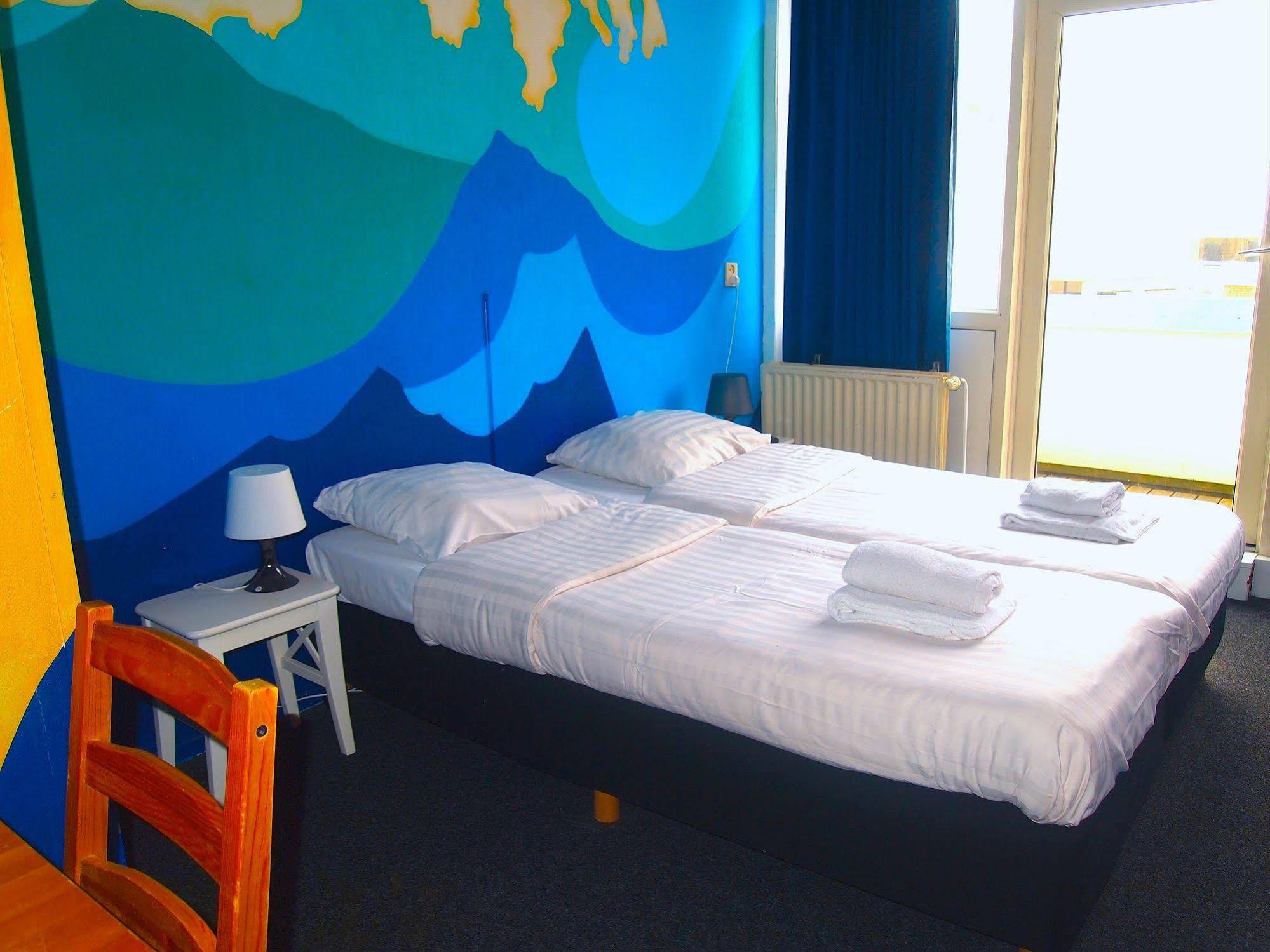 The Flying Pig Beach Hostel, Ages 18 - 40 Noordwijk Eksteriør billede